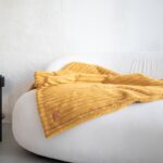 żółty kocyk dla psa palermo